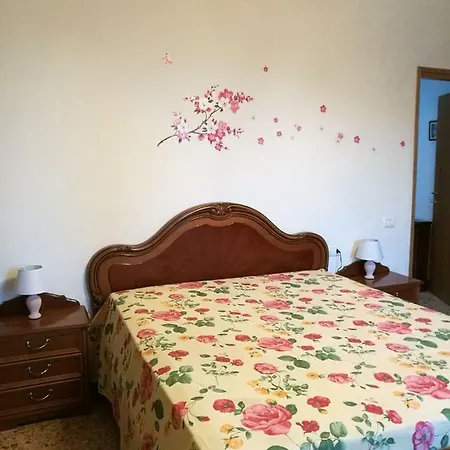 아파트 A Casa Di Arianna *